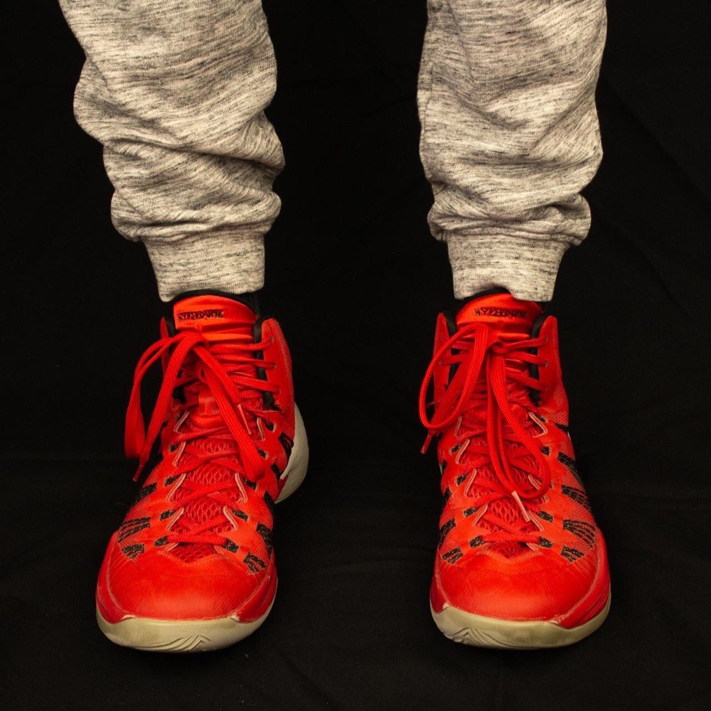 Nike Hyperdunk 2014 Red / Gray Size 7M 7Y 8.5W